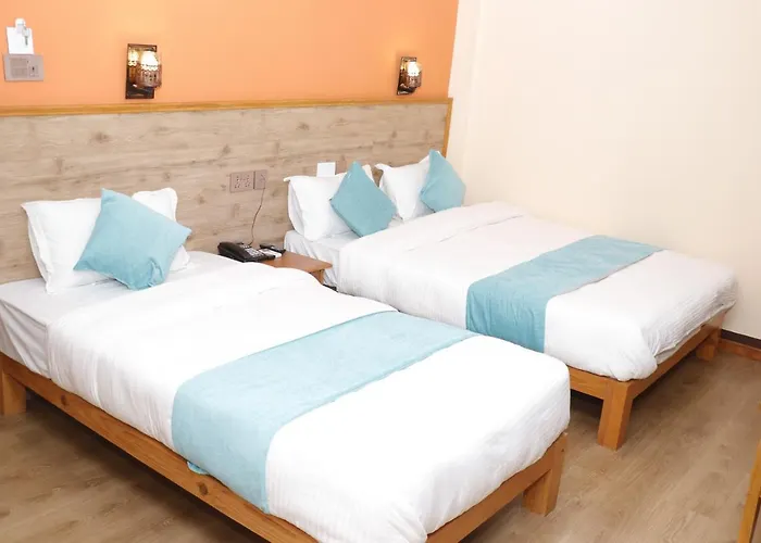 Hotel Peshal 2*